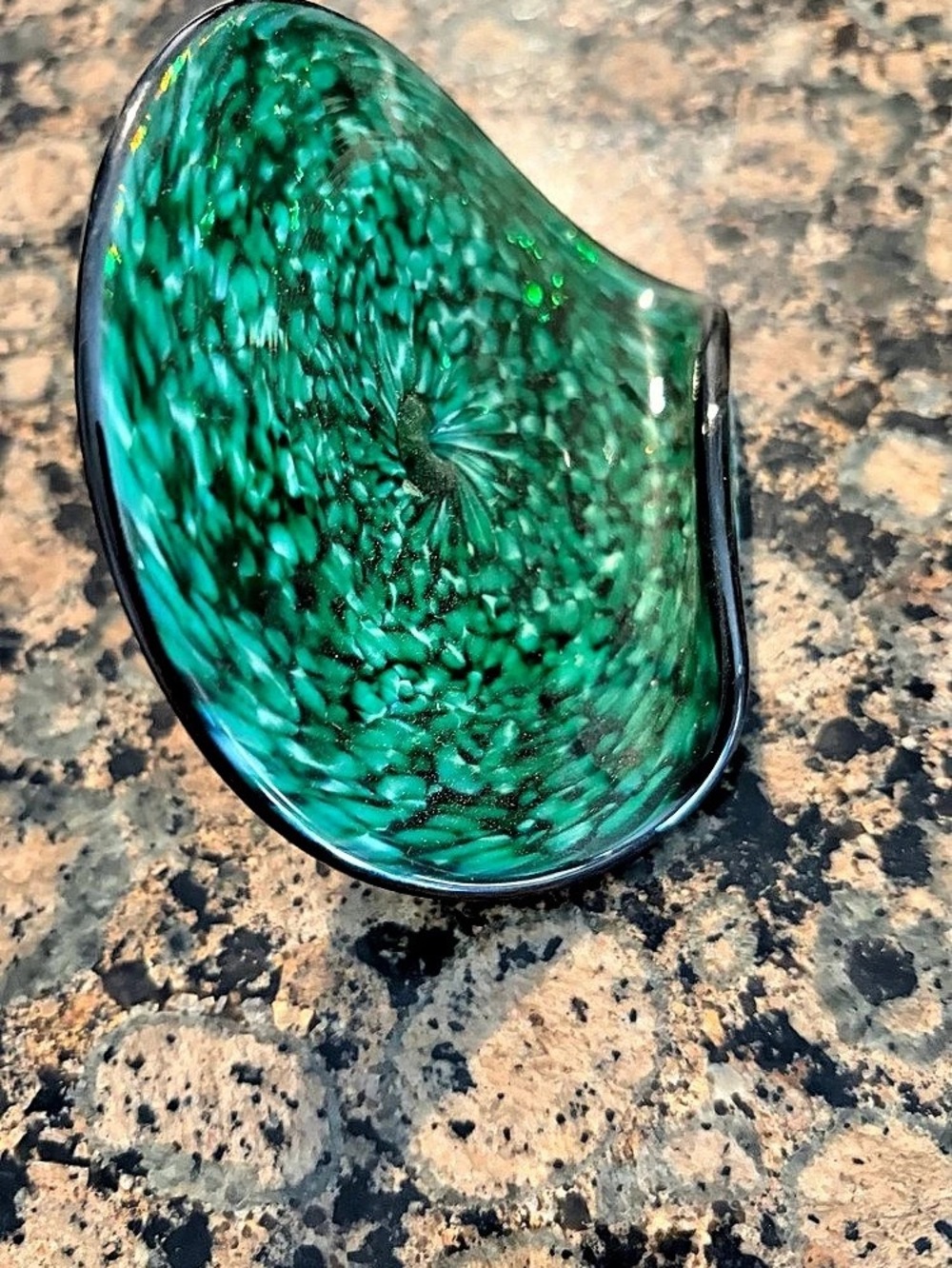 Green Abstract Glass Business Card Holder - Picture 2 of 3